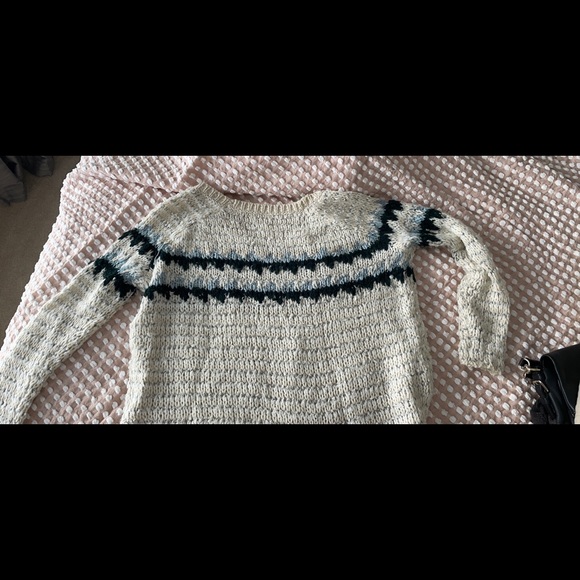 Free People Sweater - Picture 4 of 4